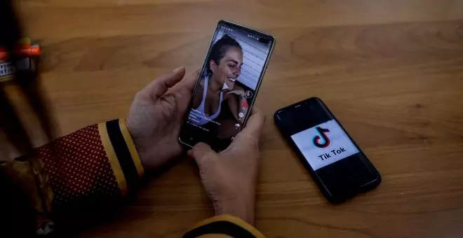 La Comisión Europea investiga los riesgos de la nueva app de TikTok en España que paga a los usuarios por ver vídeos