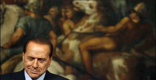 Berlusconi se pone romántico en vísperas de San Valentín