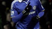 Anelka mete al Chelsea en los cuartos de la FA Cup