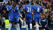 El Chelsea y el Manchester meten presión al líder Arsenal