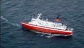 Los 154 pasajeros del naufragado Explorer serán llevados a la ciudad chilena de Punta Arenas