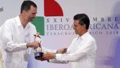 El rey respalda a Rajoy y vende a los mexicanos la recuperación económica de España
