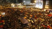 La represión policial propicia un nuevo auge de las protestas en Hong Kong