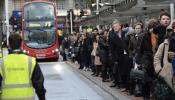 Londres se colapsa en la primera jornada de la huelga de metro
