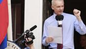 Assange advierte de un "nuevo totalitarismo" derivado de la vigilancia en la red