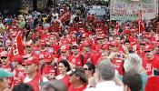 Comisiones Obreras se querella contra Coca-Cola por vulnerar el derecho a huelga