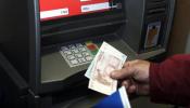 Los clientes de la banca pagan más de 270 euros anuales en comisiones