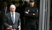 Rato presenta un aval bancario para afrontar su fianza de 3 millones por las tarjetas 'black'