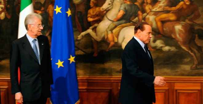 Napolitano, acusado de tramar la llegada del tecnócrata Monti meses antes de la dimisión de Berlusconi