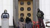 Los rebeldes toman el Parlamento y la sede de la Presidencia de Ucrania
