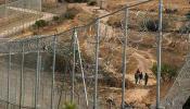 Más de 2.270 personas sin papeles lograron entrar en Melilla en 2013