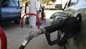 La gasolina se sitúa en su precio más bajo en lo que va de año