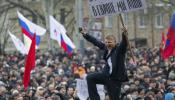 Protestas masivas al este de Ucrania contra el nuevo poder en Kiev