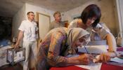 Los ucranianos votan masivamente menos en Donetsk, donde no abrió ningún colegio