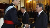 Mas no aplaudió a Felipe VI por hablar de la "nación española" en vez de un "Estado plurinacional"