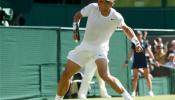 Nadal avanza con dudas en Wimbledon