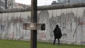 Berlín conmemora el inicio del levantamiento del Muro que la dividió 28 años