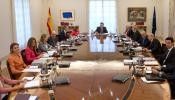 Rajoy prevé convocar un Consejo de Ministros extraordinario si se aprueba la ley de consultas