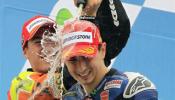 Jorge Lorenzo vence al caos