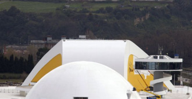 El Centro Niemeyer demanda al Principado
