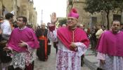 El obispo de Córdoba afirma que la Iglesia "no tiene privilegios"