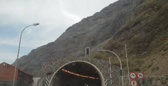 Las autoridades ocultan un informe sobre el riesgo del túnel de El Hierro