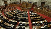 El Parlamento griego debate sobre la moción a Papandréu