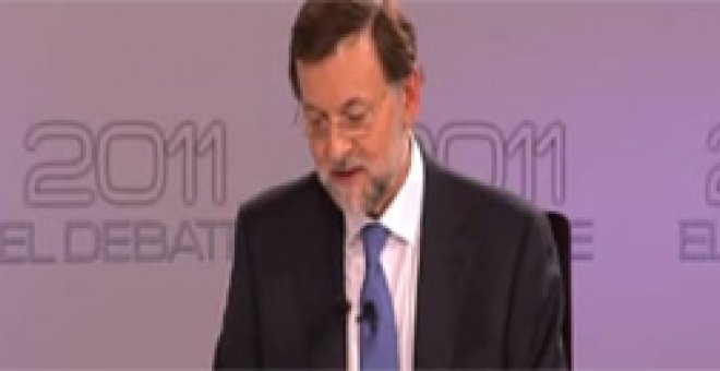 Pons dice que Rajoy leyó sus papeles porque "le gusta ser preciso"