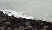 Cerradas varias calas de El Hierro por riesgo de gases