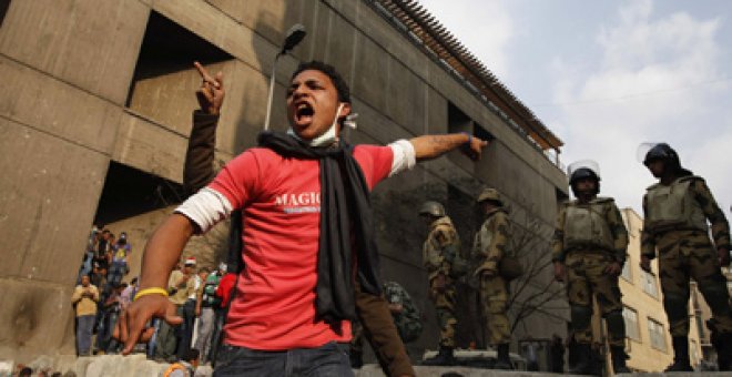 El Ejército egipcio se disculpa por la represión en Tahrir