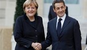 Merkel y Sarkozy diseñan una Europa sólo de austeridad