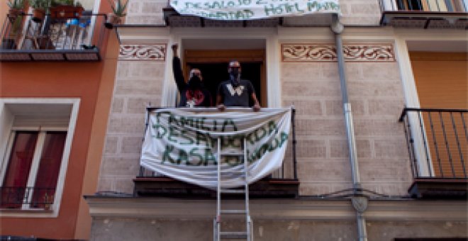 Ocupado otro edificio para realojar a las familias del Hotel Madrid