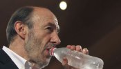 Rubalcaba insiste en que el PP "sabía" que el déficit sería "diferente"