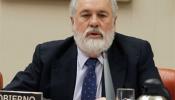 Cañete anuncia un terremoto en la legislación medioambiental española