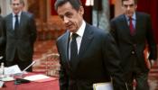 Sarkozy hace un guiño al voto ultra y populista