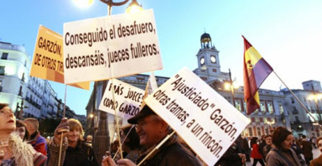 2.000 euros de multa por manifestarse a favor de Garzón