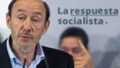 Rubalcaba: "La derecha dice una cosa y hace la contraria"