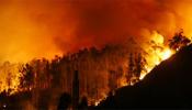El incendio en Fragas do Eume continúa en el máximo nivel de alerta