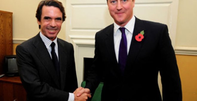 Aznar, en el centro de los negocios entre Murdoch y Cameron