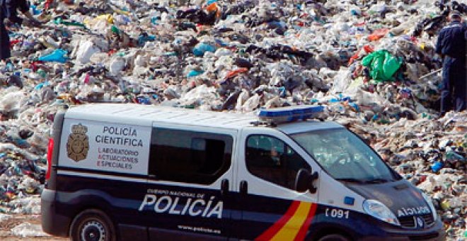 Rastrean sin éxito 45 toneladas de basuras a la búsqueda del cuerpo de un menor