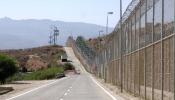 Muere un soldado marroquí al tratar de detener a inmigrantes en la valla de Melilla