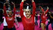 EEUU recupera el oro en gimnasia femenina 16 años después