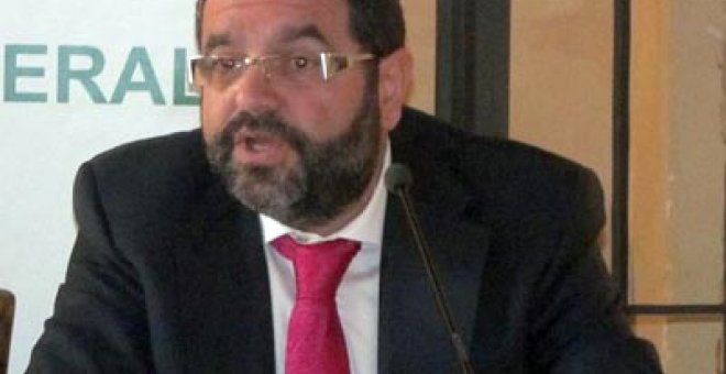 Fallece el presidente de la Federación Andaluza de baloncesto al caer por un balcón de su casa