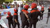 La Policía carga contra una protesta estudiantil en la Universidad de Navarra