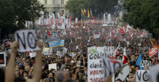 La Cumbre Social llama a frenar en la calle los recortes de Rajoy