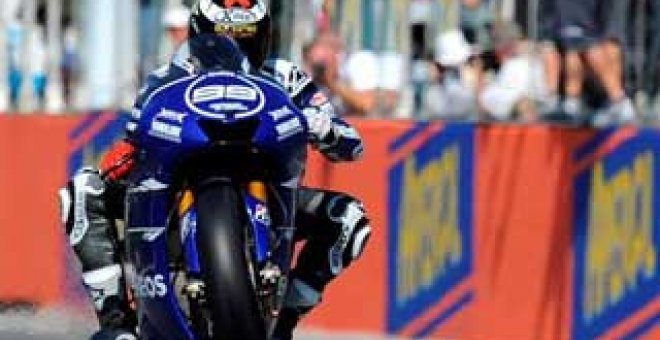 Lorenzo enfila el Mundial en Misano