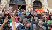 Protestas contra los recortes en las aperturas del curso universitario en Barcelona y Zaragoza