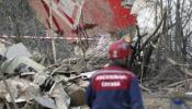Encuentran explosivos en el avión en el que murió el presidente polaco