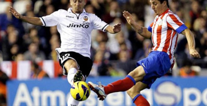 El Valencia trunca la racha del Atlético