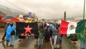 Los zapatistas vuelven a la escena pública con marchas indígenas multitudinarias